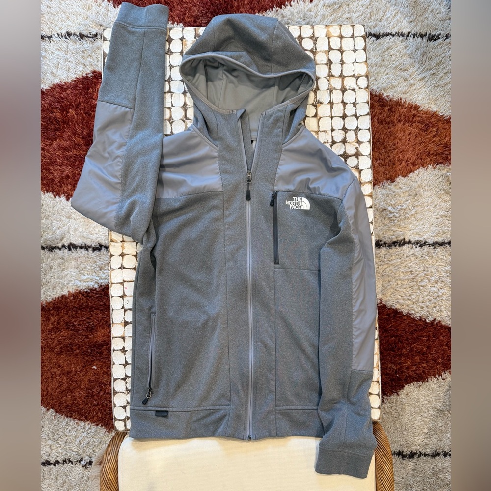Men’s L The North Face Charcoal Gray Hooded Light Jacket